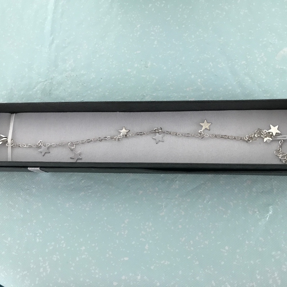 Star charm anklet